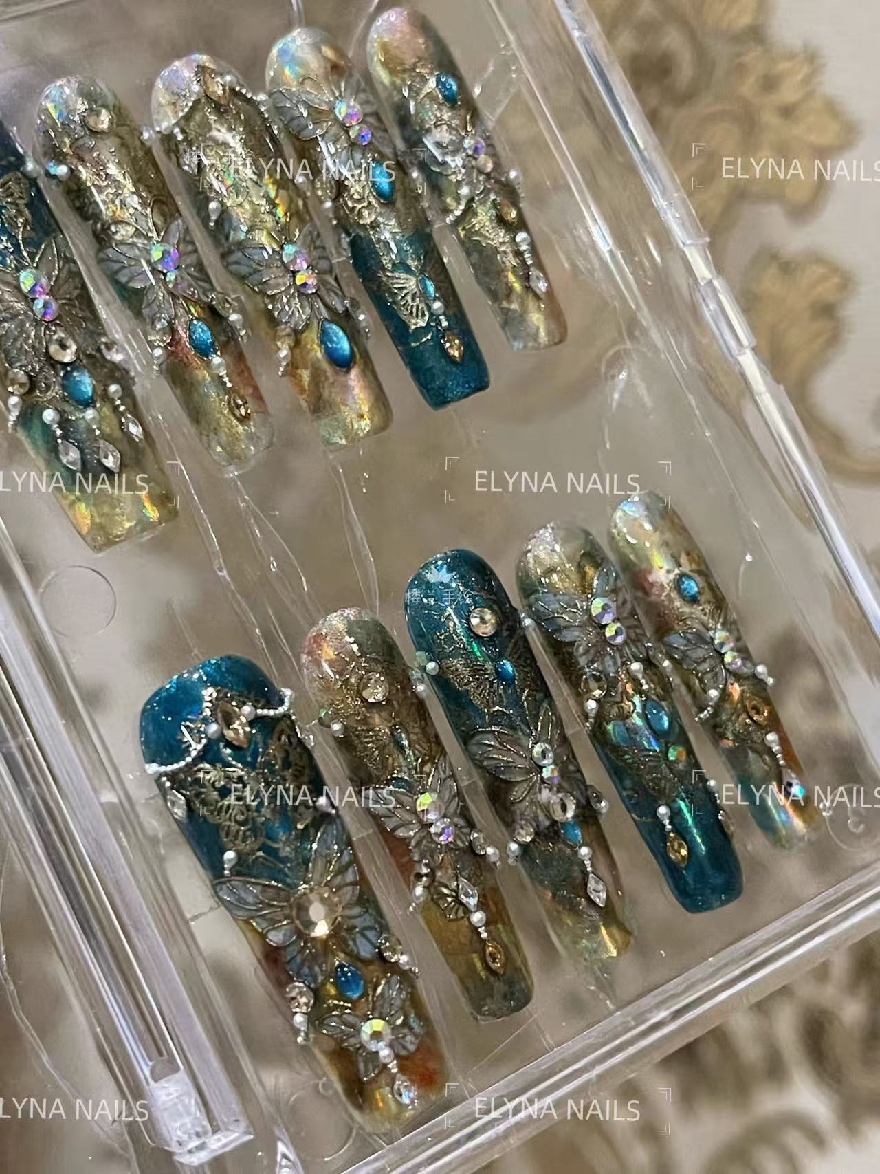 NEBULA PAPILIO