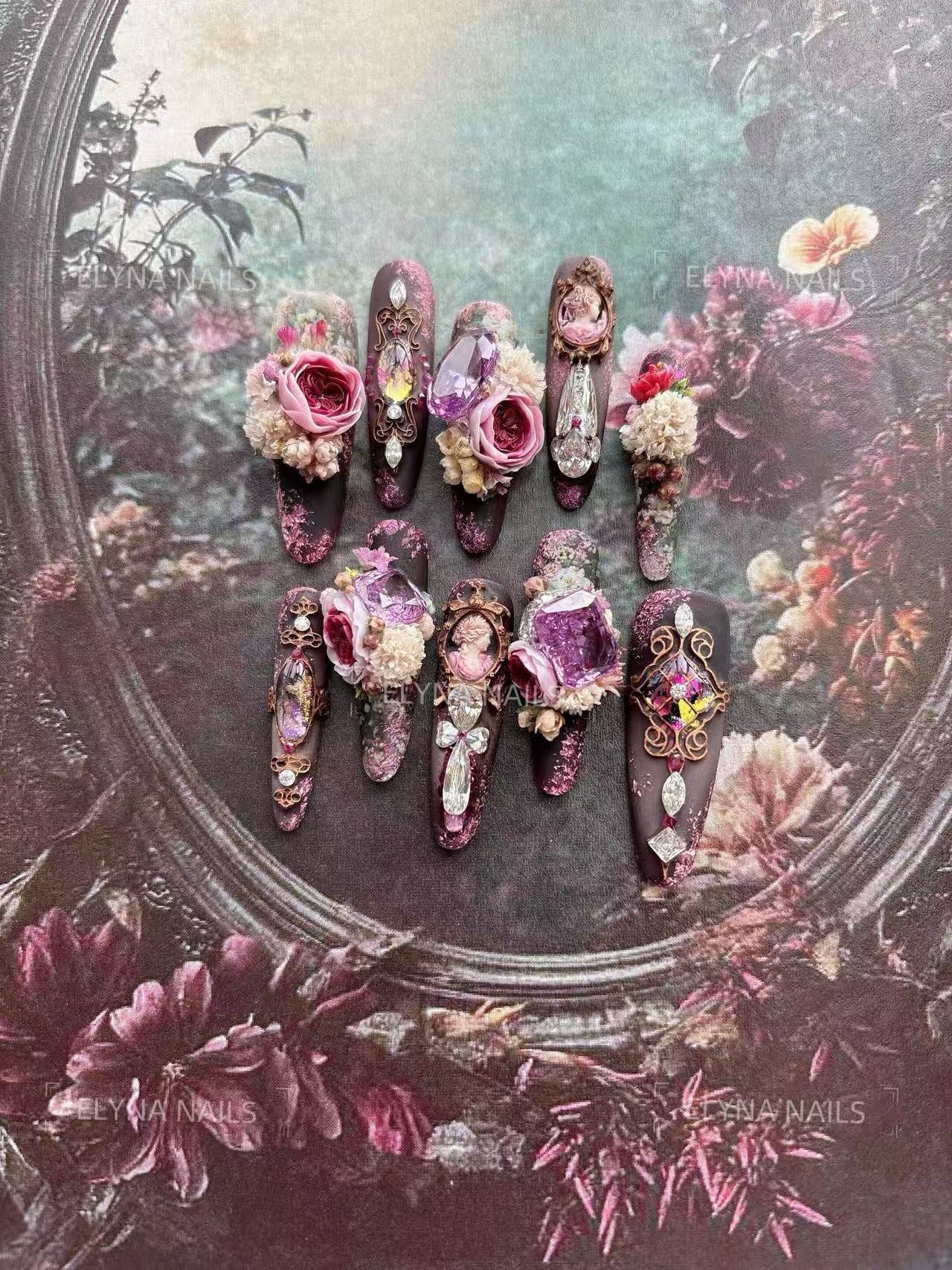 AUSTIN ROSES