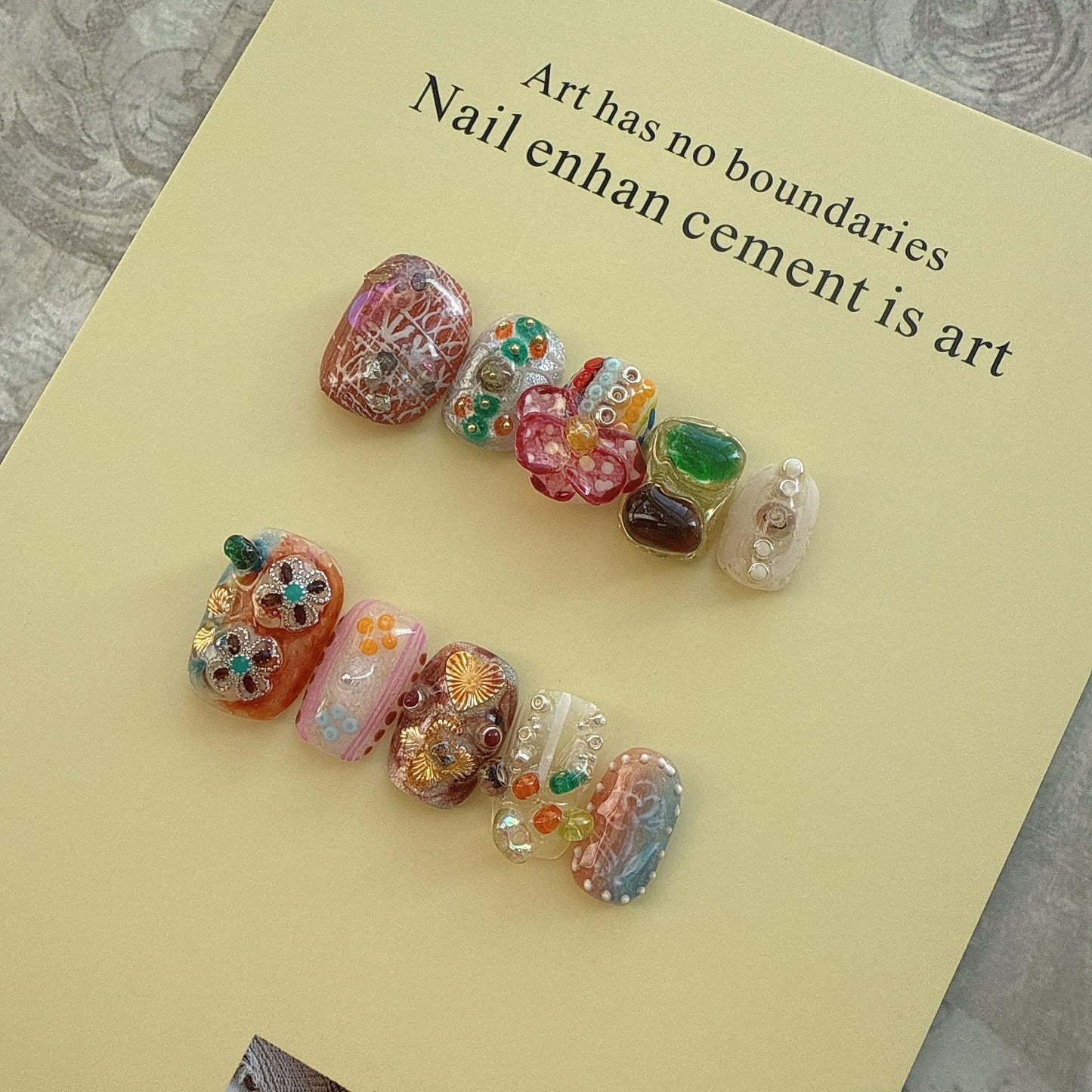 CANDY GARDEN