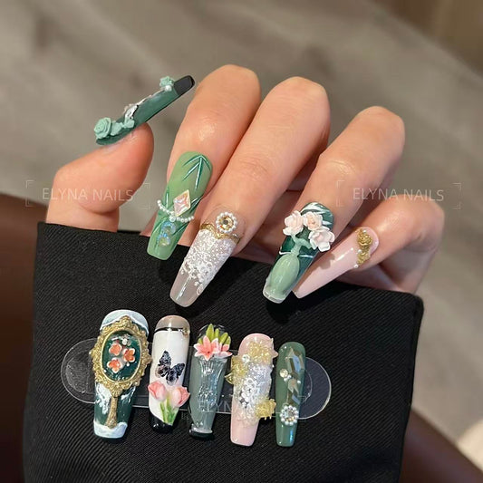 VINTAGE ROMANCE