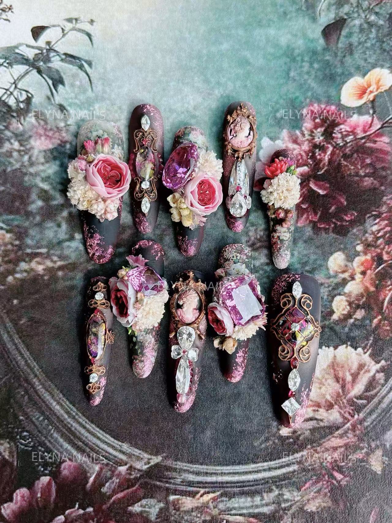 AUSTIN ROSES