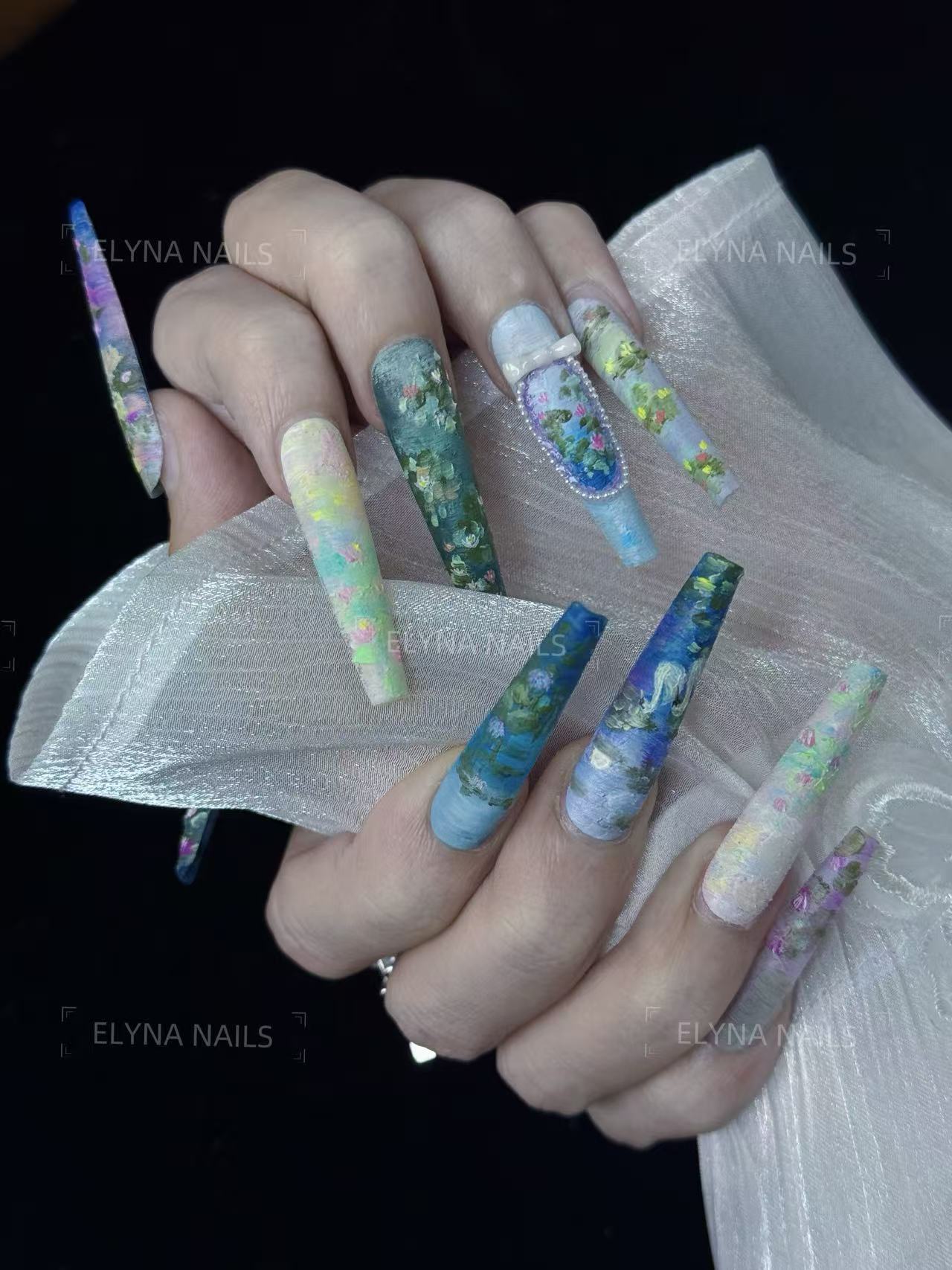 MONET WATER LILIES