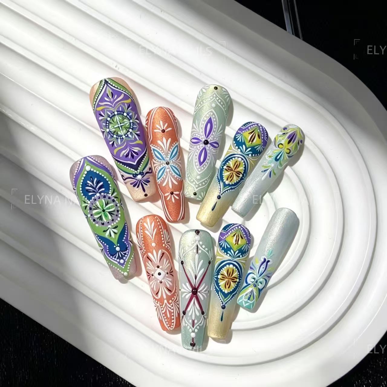 MANDALA AURORA