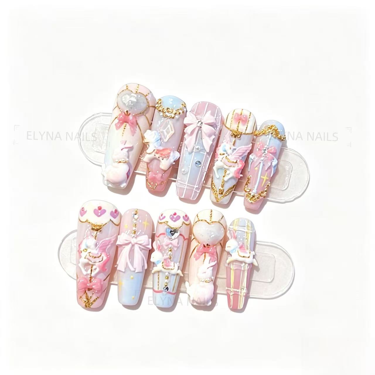 CAROUSEL DREAMLAND